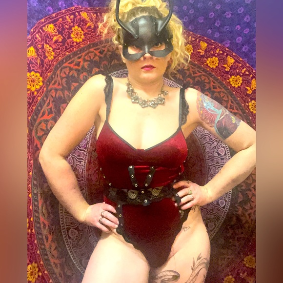 Victoria's Secret Tops - ❤️Sexy Valentine’s Day Velvety Bodysuit❤️